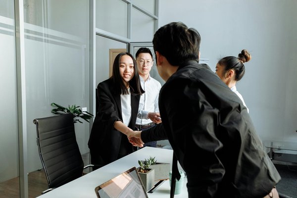 Optimiser la gestion des performances : Stratégies innovantes pour encadrer les employés en télétravail