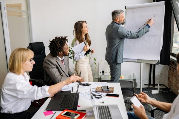 Boostez votre leadership avec un coaching de dirigeants efficace
